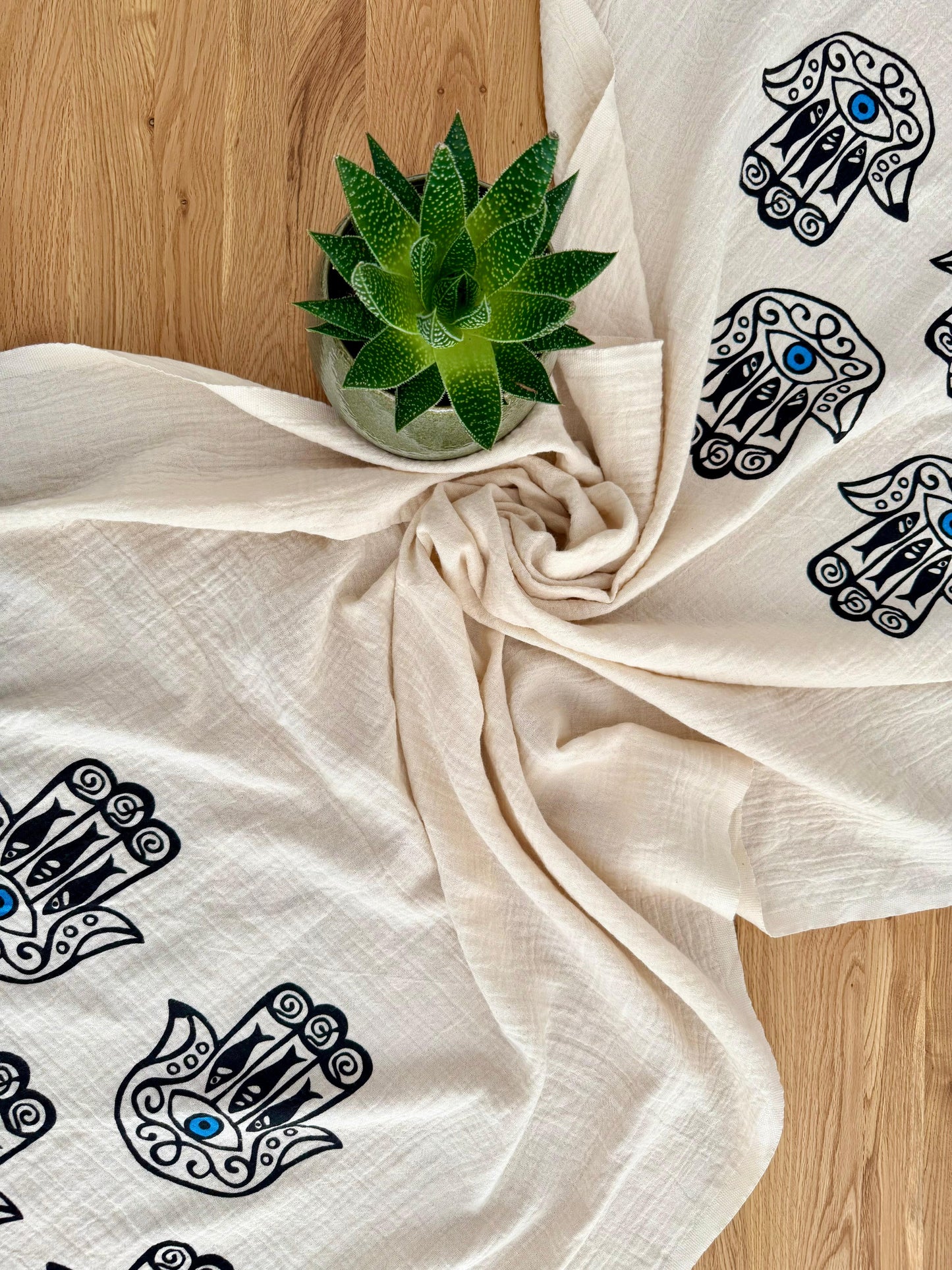 Musselin Strandtuch | 100 % Bio-Baumwolle | Hamsa-Motiv